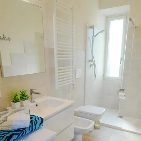 Angela 1 By World Apartament