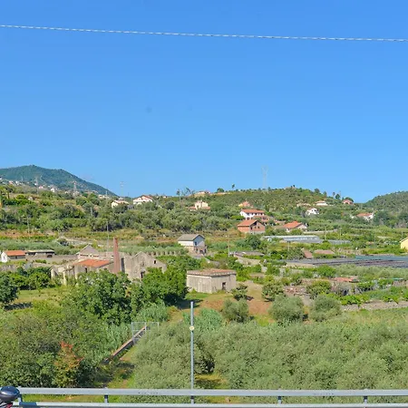 Angela 1 By World Lejlighed *